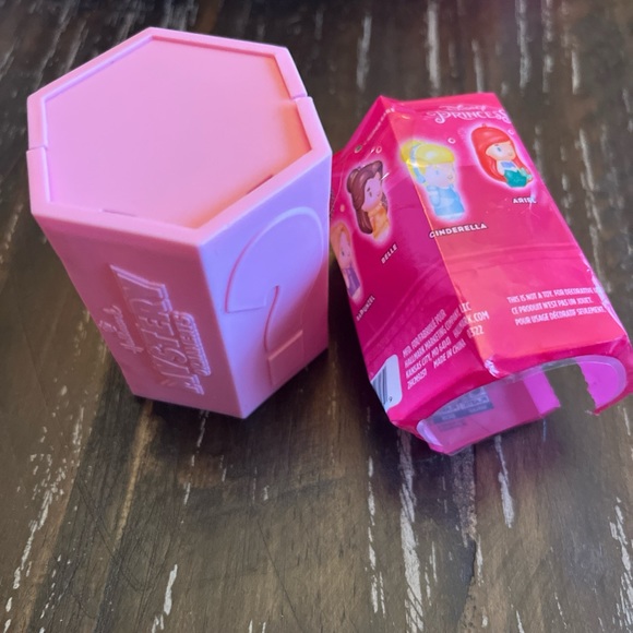 Disney Princess Hallmark Mystery Mini Christmas Tree Holiday Ornament Cinderella - Picture 4 of 4